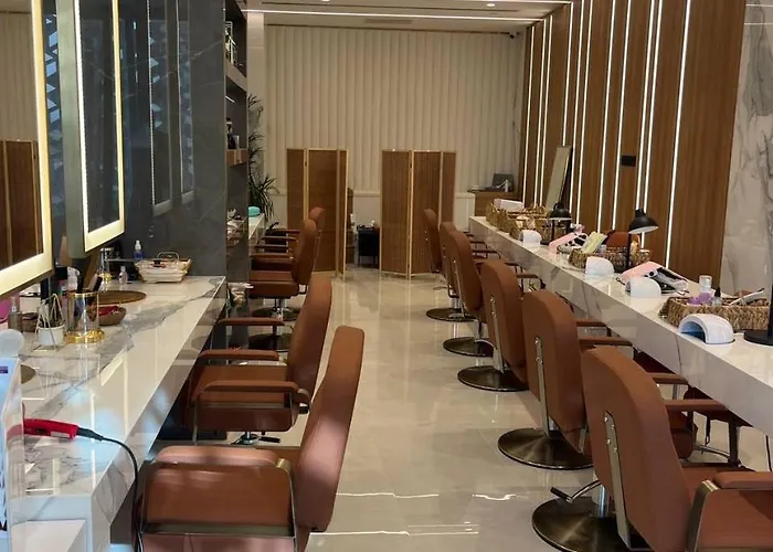 아파트 Grand Shapphire 4 Sea View 파라림니